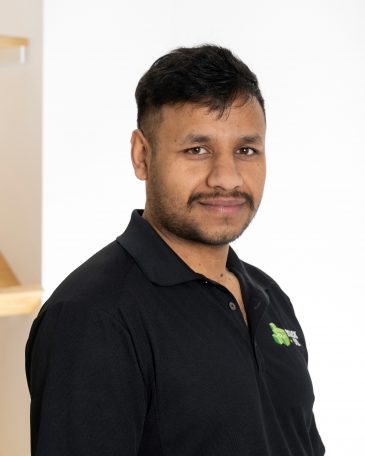 Vikram Kumar headshot Crop